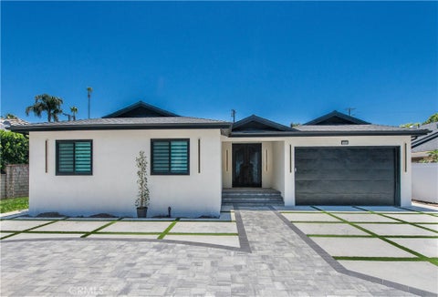 Photo of 16158 Magnolia BLVD, Encino, CA 91436 (MLS # SR26124769)