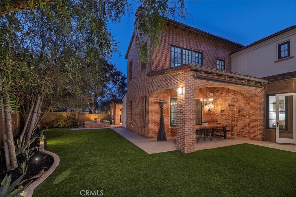 46 Woods Trail, Irvine CA 92603 - Photo 7