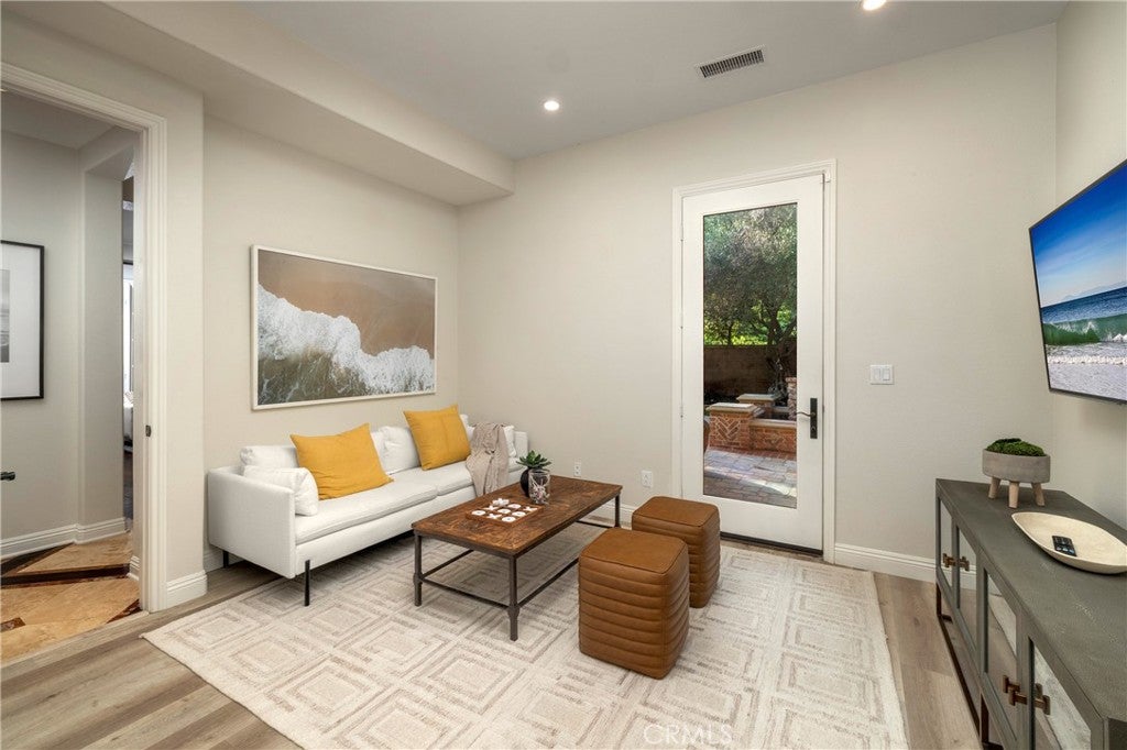 46 Woods Trail, Irvine CA 92603 - Photo 22