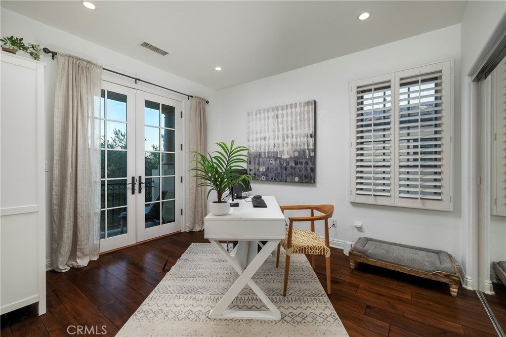 46 Woods Trail, Irvine CA 92603 - Photo 40
