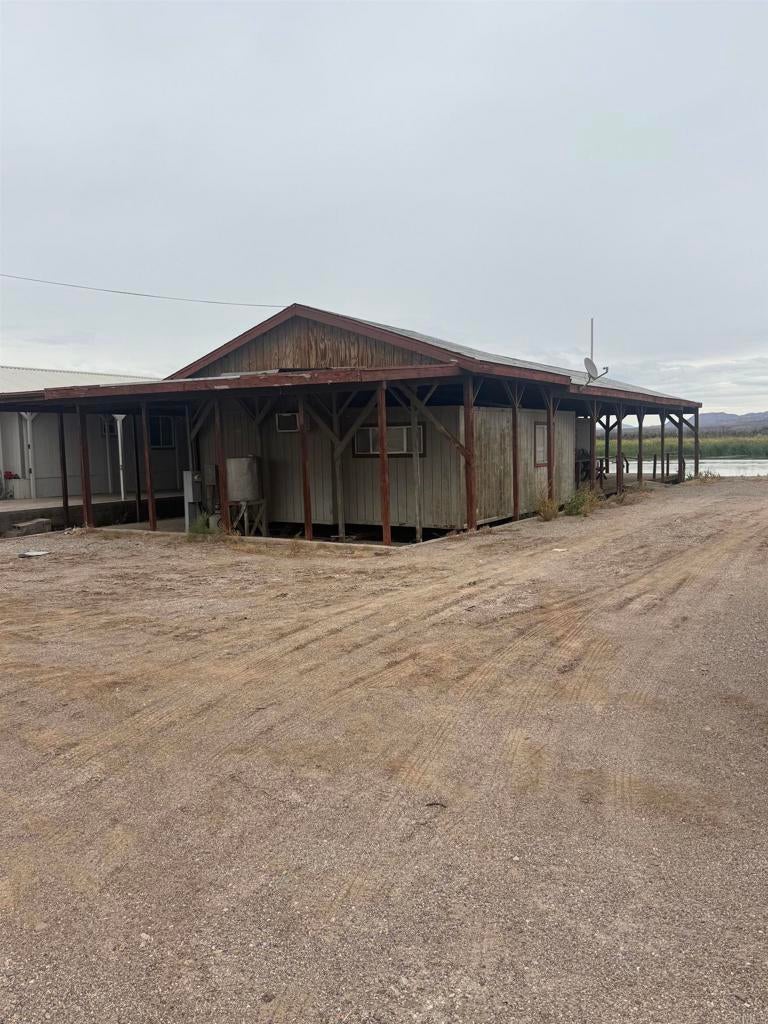 2574 Old River Rd.