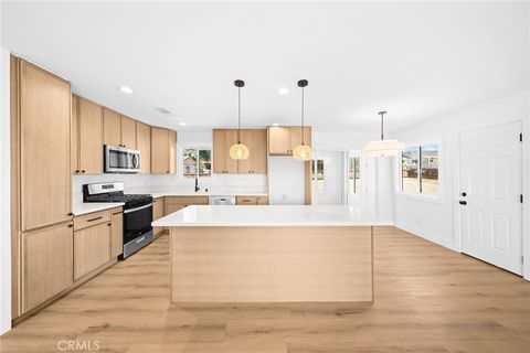 Photo of 7645 Hilton Avenue, Yucca Valley, CA 92284 (MLS # OC26117132)