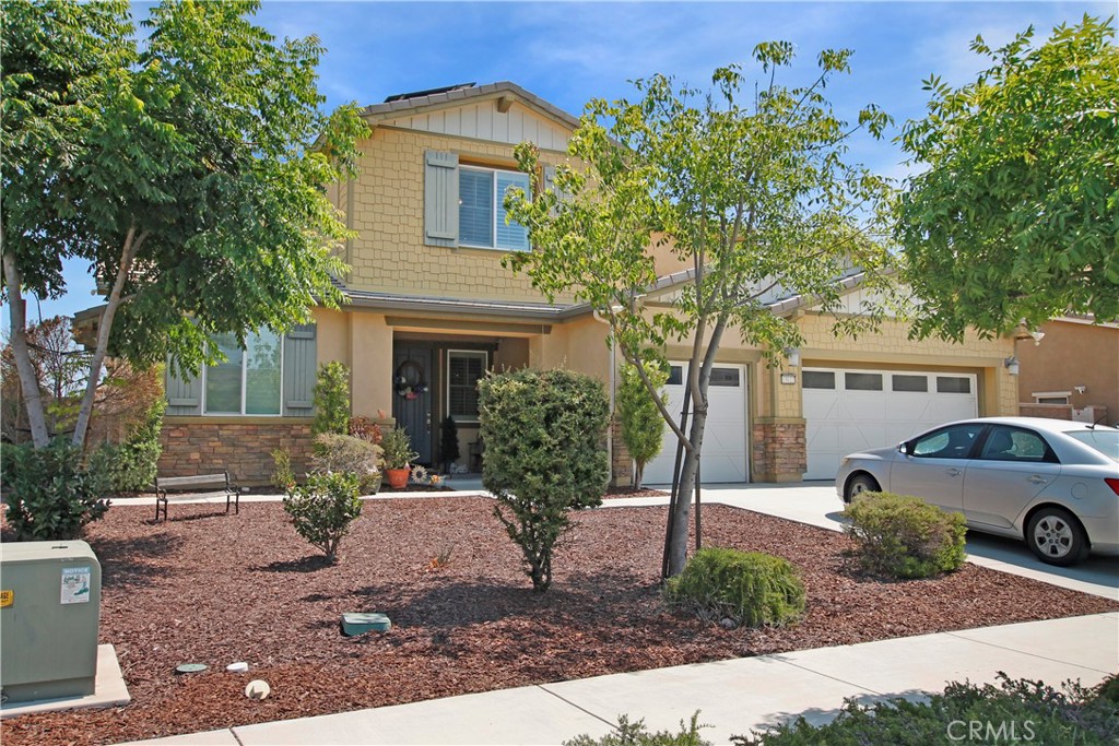13122 Capricornio Street