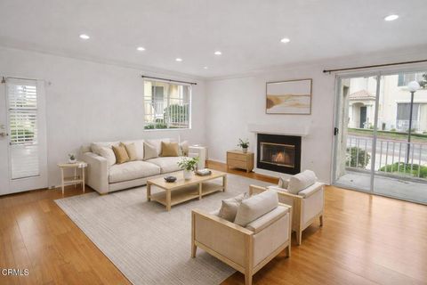 Photo of 18114 Flynn Drive #3602, Santa Clarita, CA 91387 (MLS # P1-26717)