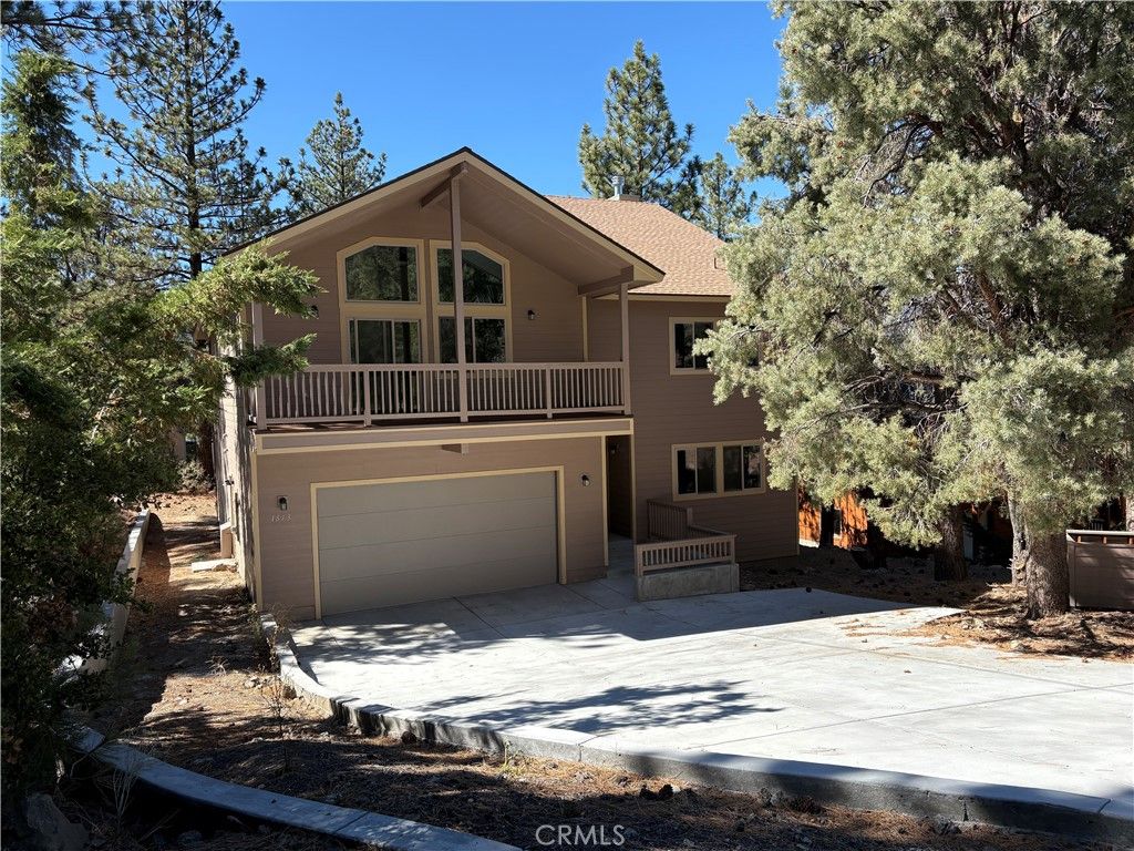 Photo of 1813 Woodland Drive, Pine Mountain Club, CA 93222 (MLS # SR25237662)