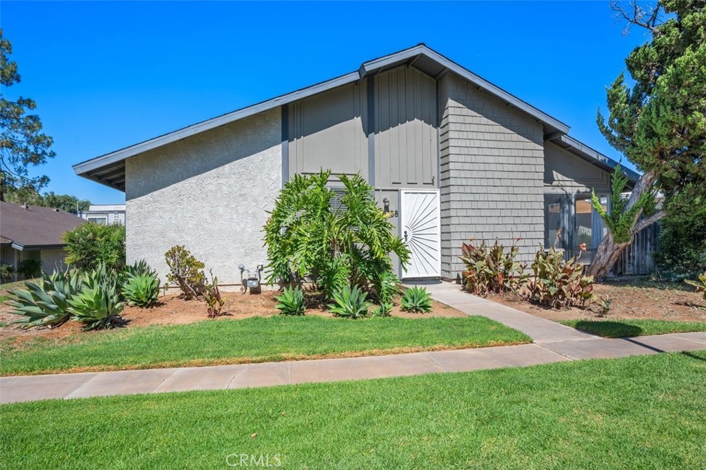 Single story condo in Golf Course community. Open floor plan, spacious 3 bedrooms, 2 bathrooms, main bedroom with wall-to-wall closet. Kitchen with walk-in pantry. Private patio off living room, the perfect space for entertaining. Inside laundry area. 2 car carport with storage and lots of guest parking. End unit so you only have one common wall. Amenities include community pool, spa, tennis court and golf course. Minutes from shopping, restaurants and Freeways 15, 60, 91 and 215. Golf Course living at its finest.