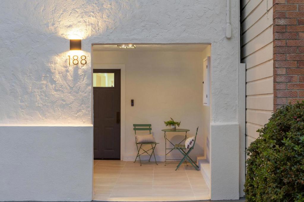 188 Santa Barbara Avenue, Daly City CA 94014