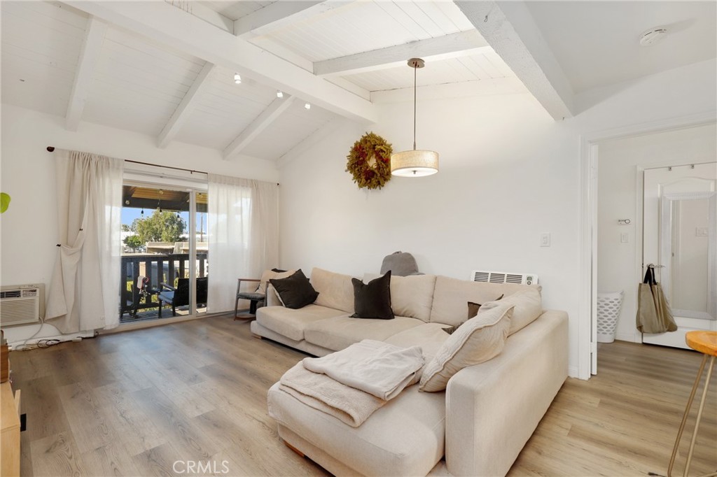 1345 Cabrillo Park Drive Q02