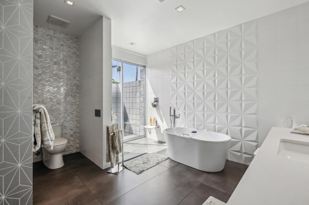 Tamarisk West - Residential