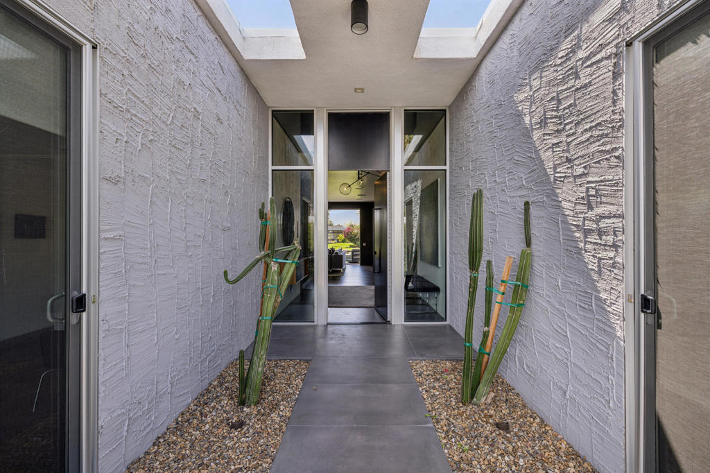 Tamarisk West - Residential