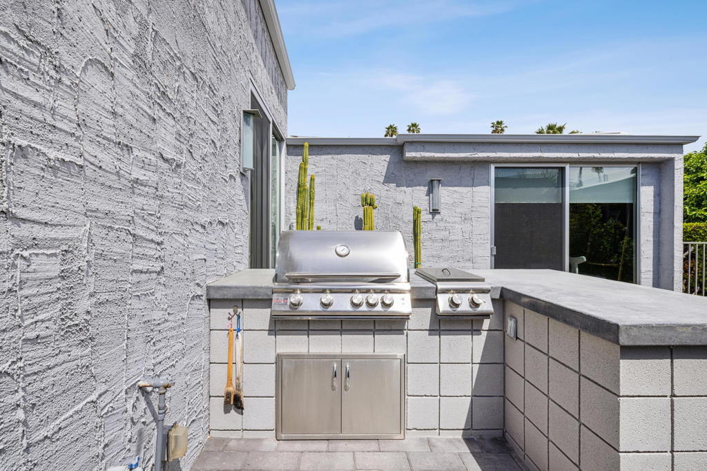 Tamarisk West - Residential