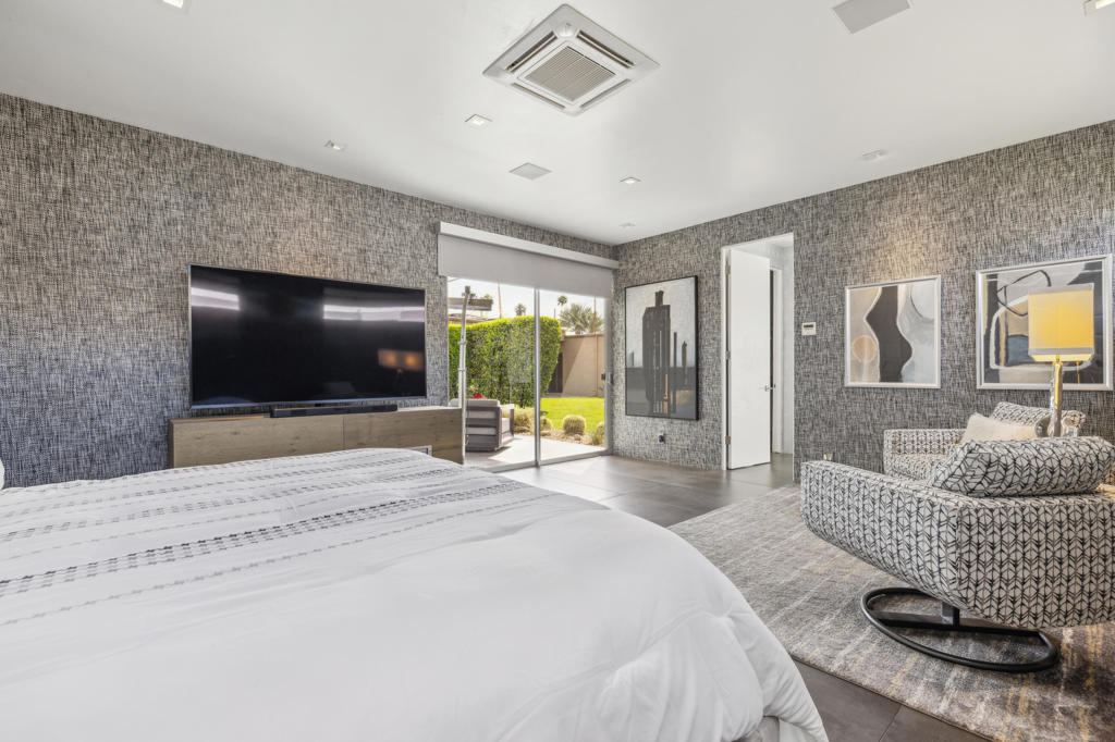 Tamarisk West - Residential