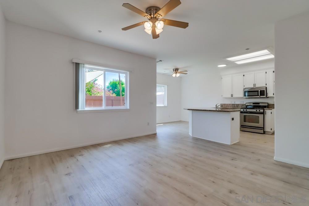 1227 Winter View Pl