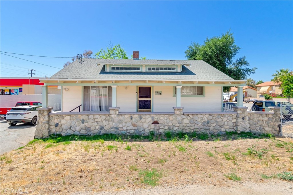 1317 Crafton Avenue 1-2