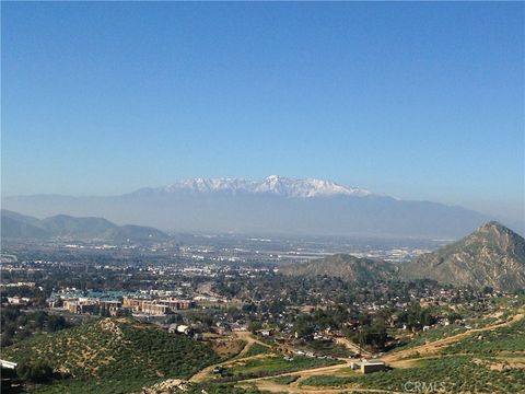 Photo of 20610 Hill Top Drive, Riverside, CA 92507 (MLS # AR25279180)