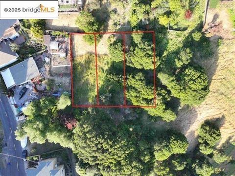 Photo of 0 Fairview Ave, San Pablo, CA 94806 (MLS # 41119223)