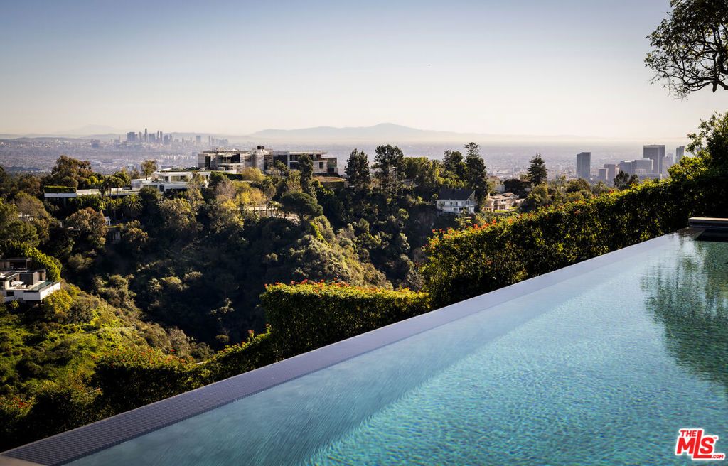 Photo of 1030 Somera Road, Los Angeles, CA 90077 (MLS # 26639807)