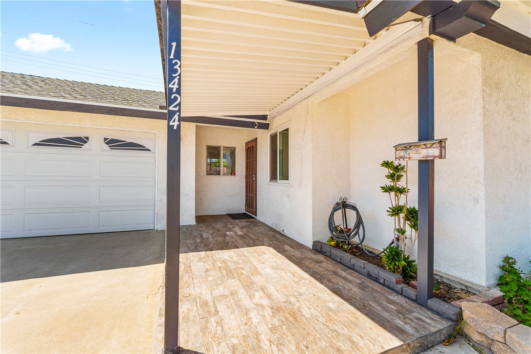 13424 Rockway Drive