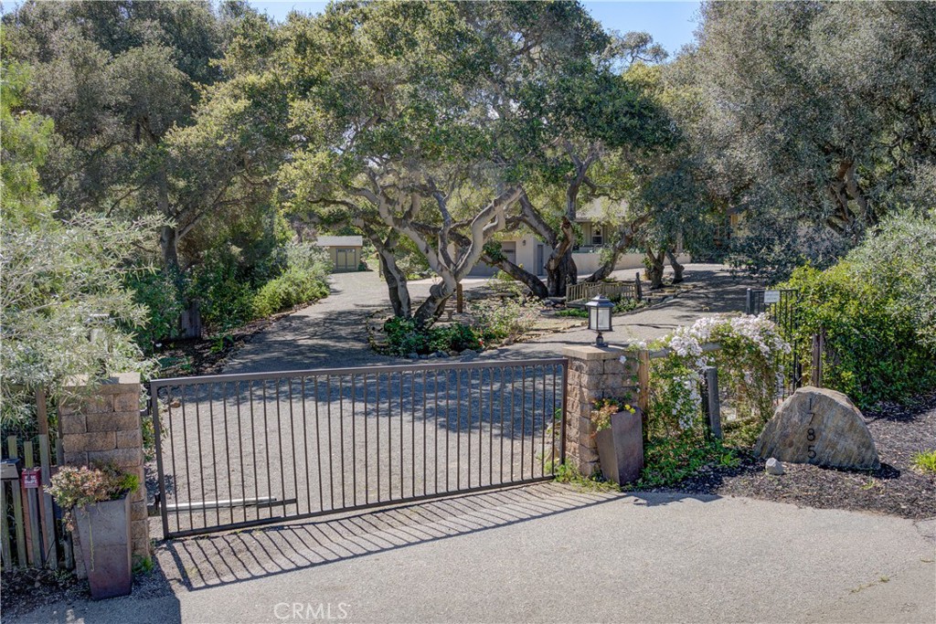 1785 Martingale Ave. Avenue
