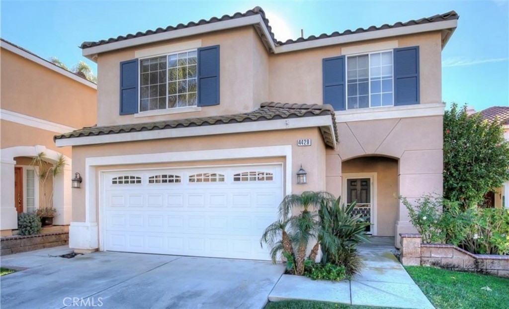 Welcome to this beautifully maintained home in the desirable Los Serranos Community. Featuring 3 bedrooms and 2.5 bathrooms, this residence has an ideal layout for comfortable family living. The spacious living room showcases soaring ceilings, abundant natural light, and a cozy fireplace, creating a warm and inviting atmosphere.
Upstairs, the primary suite includes a walk-in closet, a private bath with dual sinks, soaking tub, separate shower, and a freshly painted and updated private balcony. Two secondary bedrooms are connected by a convenient Jack-and-Jill bathroom.
The large backyard is perfect for entertaining and outdoor living, complete with lots of fruit trees and flower bed.
Walking distance to the Michael G. Wickman Elementary School and minutes from Chino Hills State Park, this property combines comfort, convenience, and community living at its best. Don’t miss this opportunity to own one of Chino Hills’ most sought-after neighborhoods!