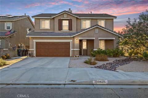 Photo of 43929 W 44th St W, Lancaster, CA 93536 (MLS # SR25222332)