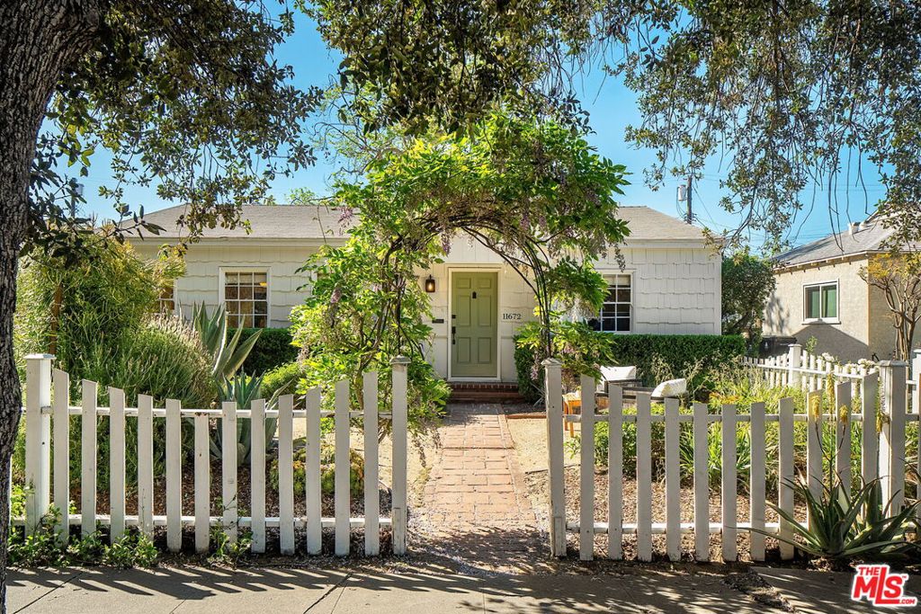 11672 McCormick Street