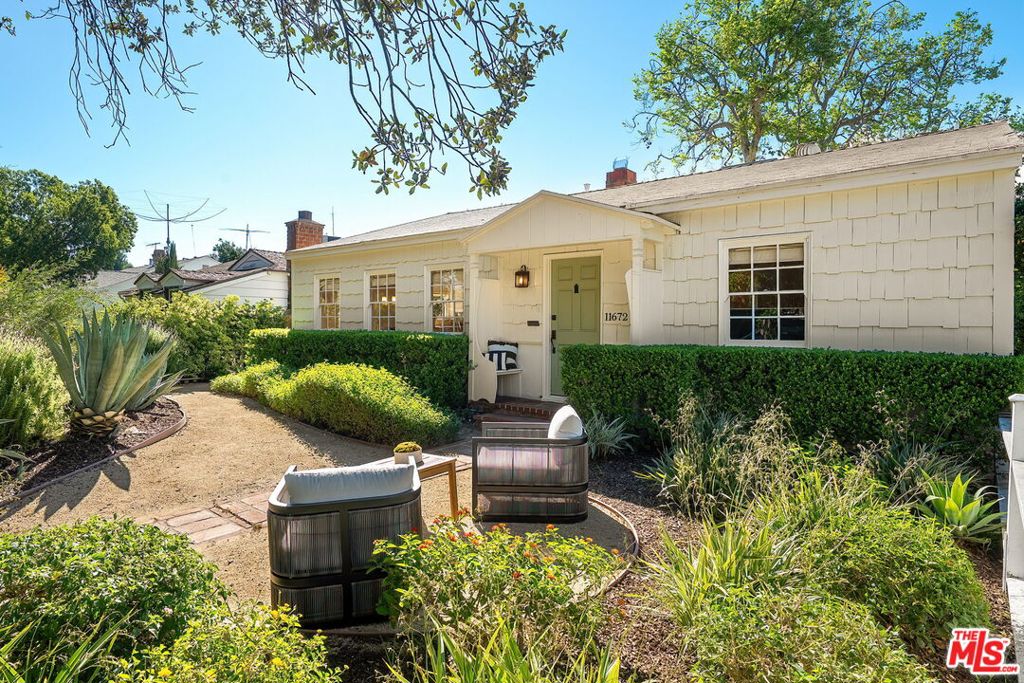 11672 McCormick Street