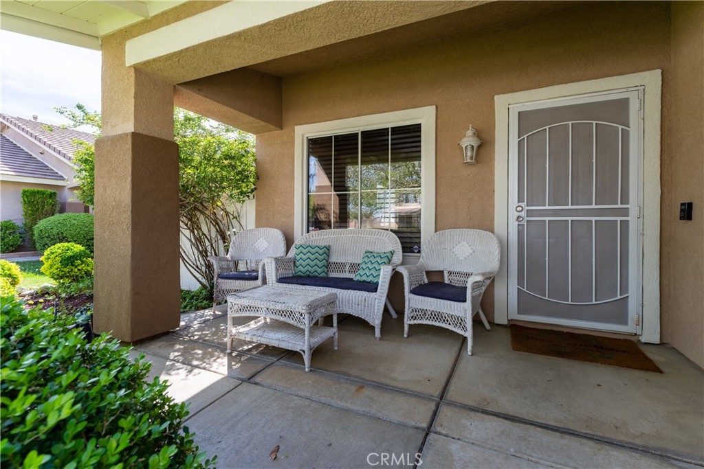 2832 W Pondera Street
