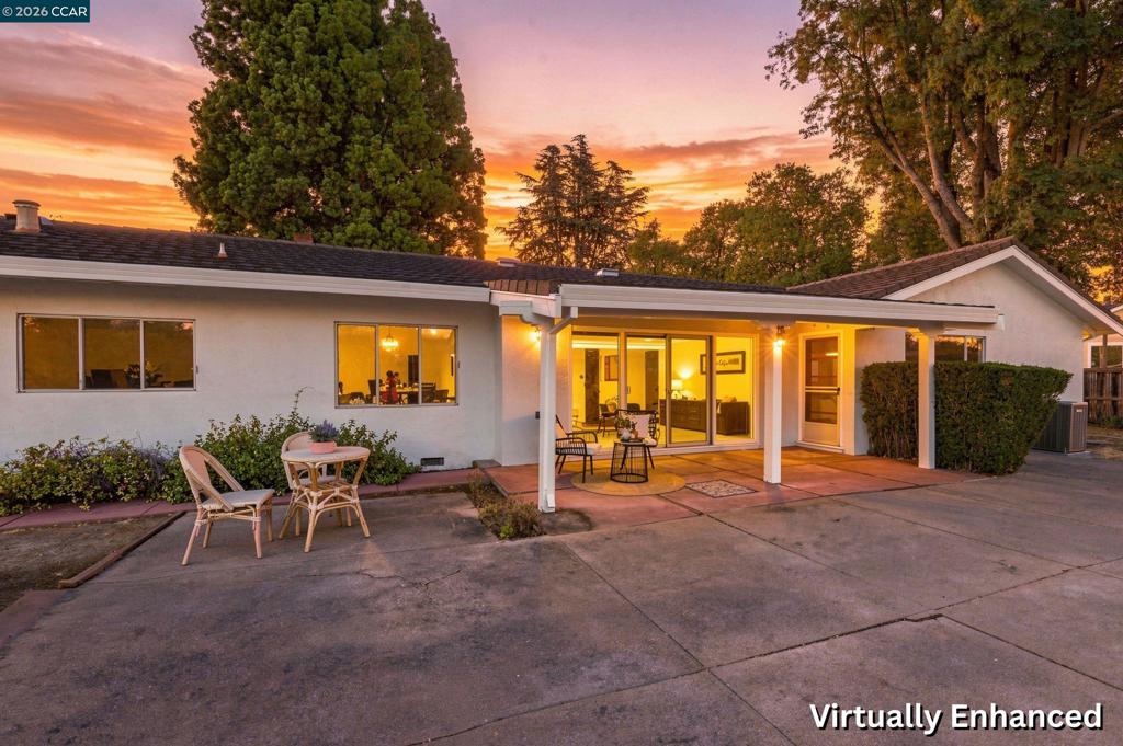 2973 Mi Elana Cir