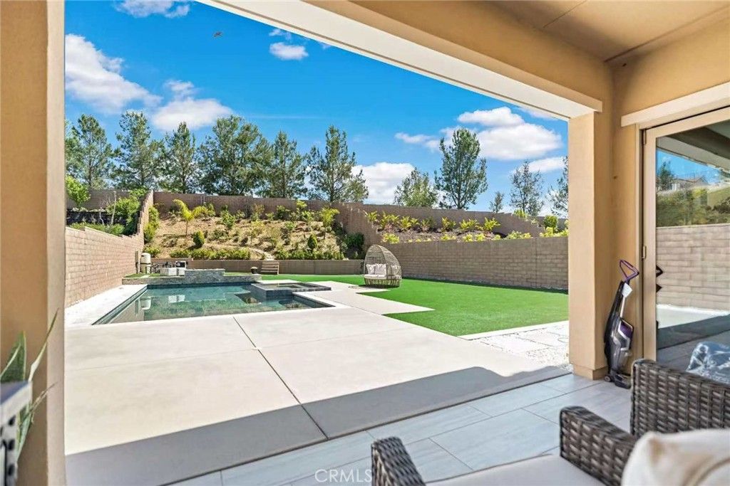 listing image 130721921021065620964