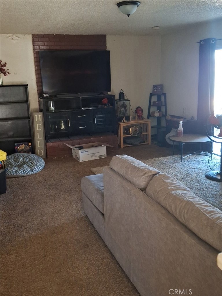 15847 Fresno