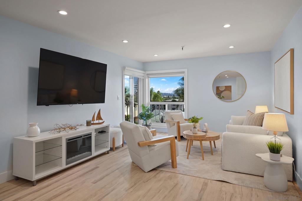 Pacific Beach - Residential