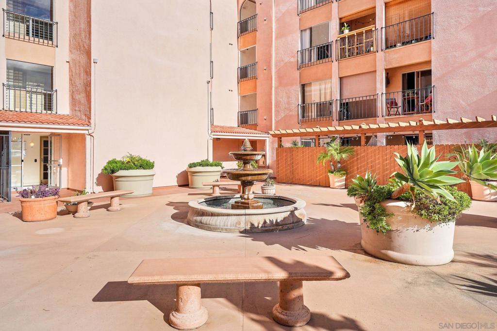 Pacific Beach - Residential