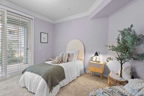 Tiny photo for 1421 Windshore Way, Oxnard, CA 93035 (MLS # V1-34915)