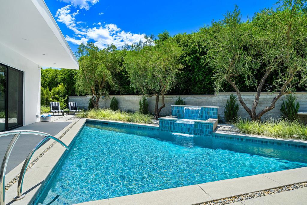 74846 Fox Hills Court