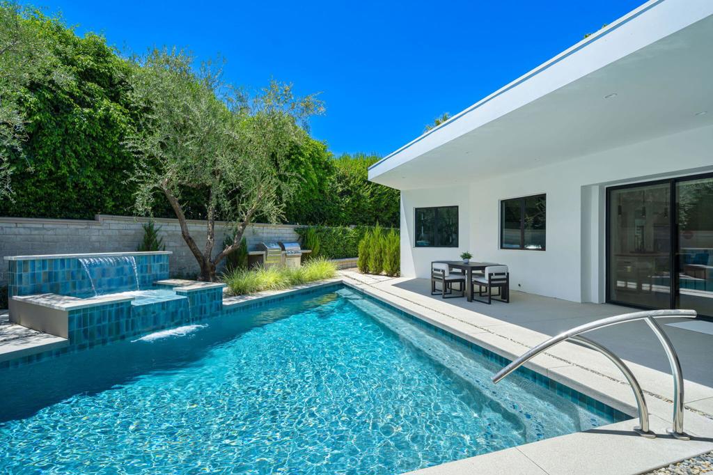 74846 Fox Hills Court