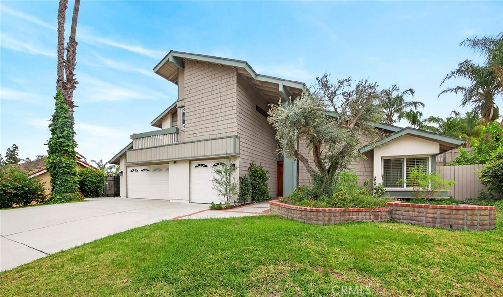 17440 Olive Tree Circle