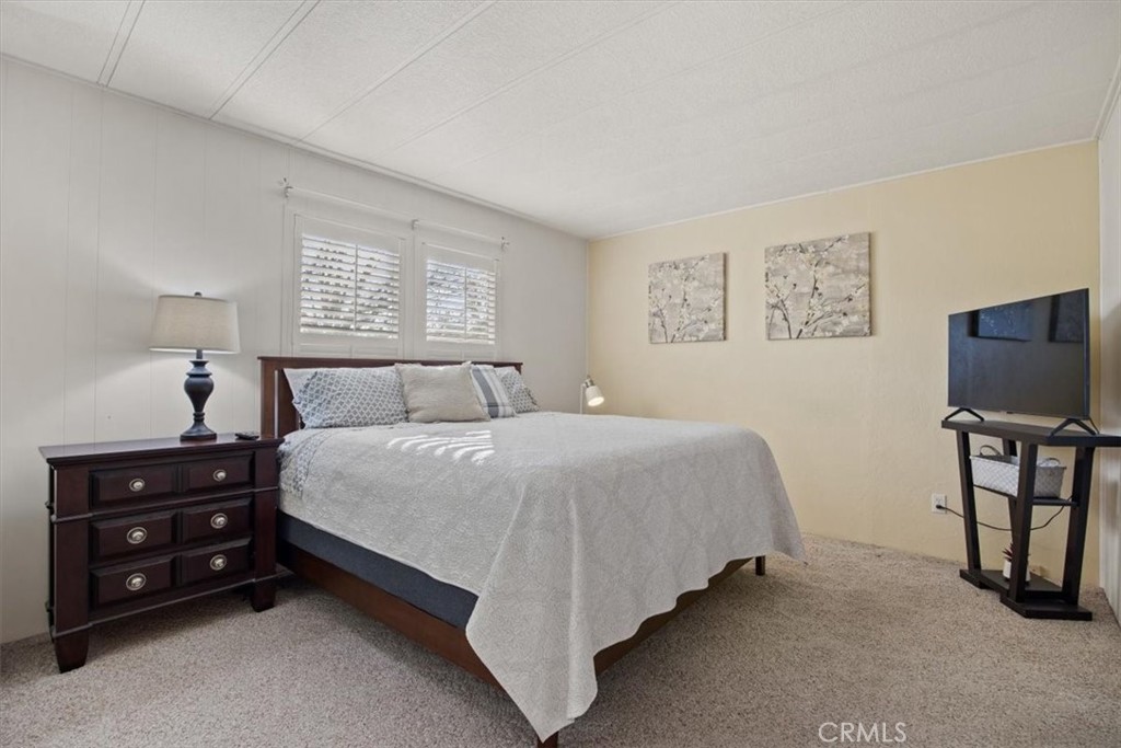 157 Oak Grove Parkway 157
