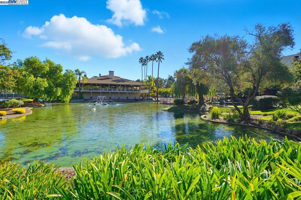 KEYS CONDOS - Residential