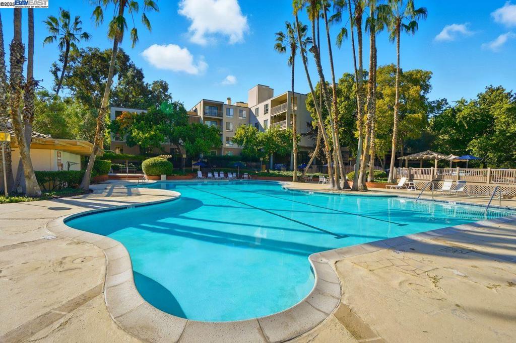 KEYS CONDOS - Residential