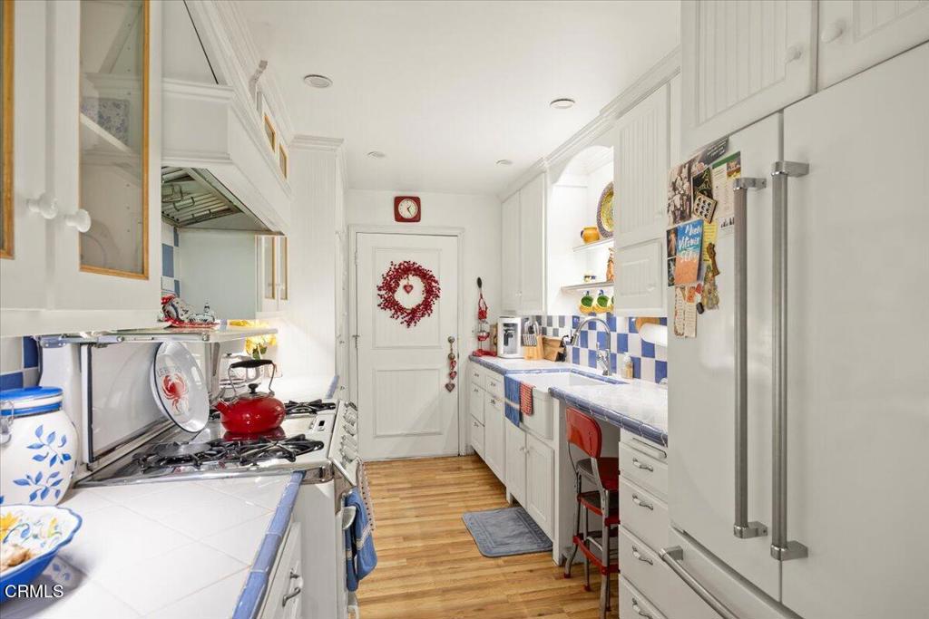 Mission View / Plaza - 2773 - Residential