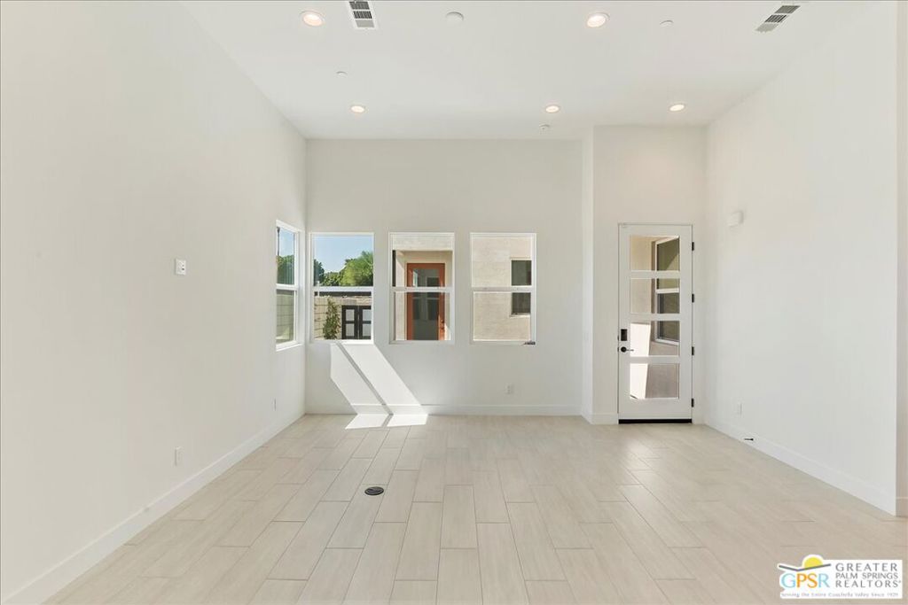 41844 Volare Court