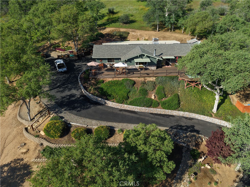 29890 Horseshoe Drive