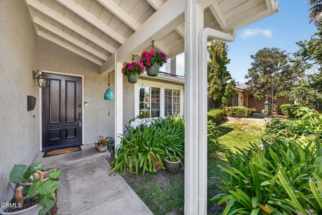 Photo of 1570 Burning Tree Drive, Thousand Oaks, CA 91362 (MLS # V1-35768)