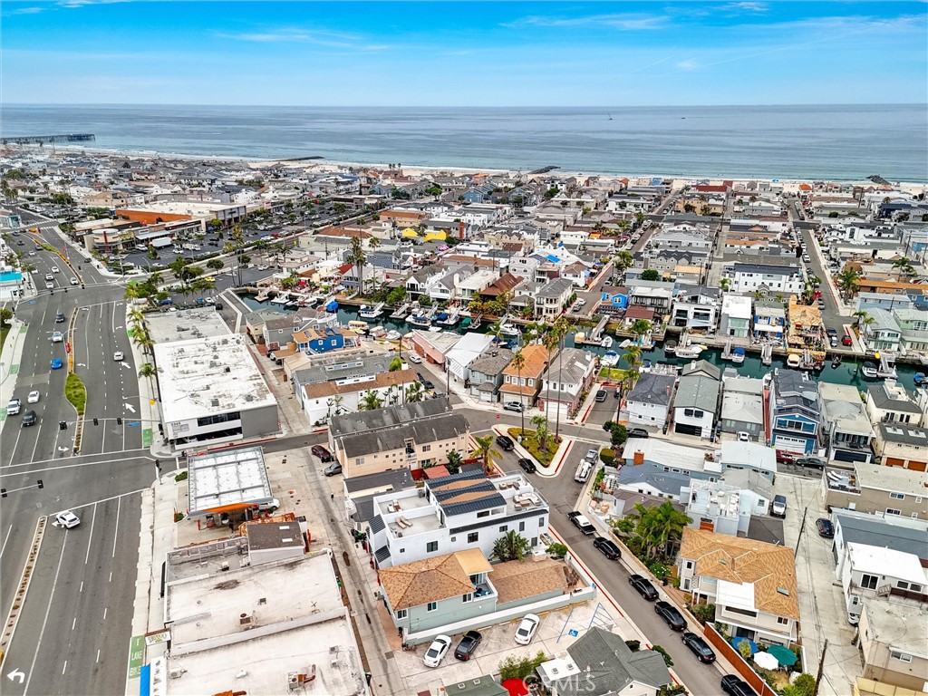 506 Clubhouse Avenue B