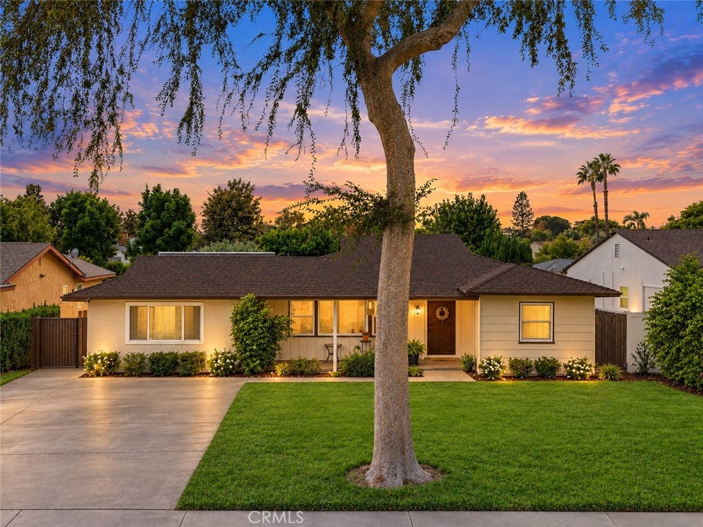 Properties 1 184 Ford Avenue