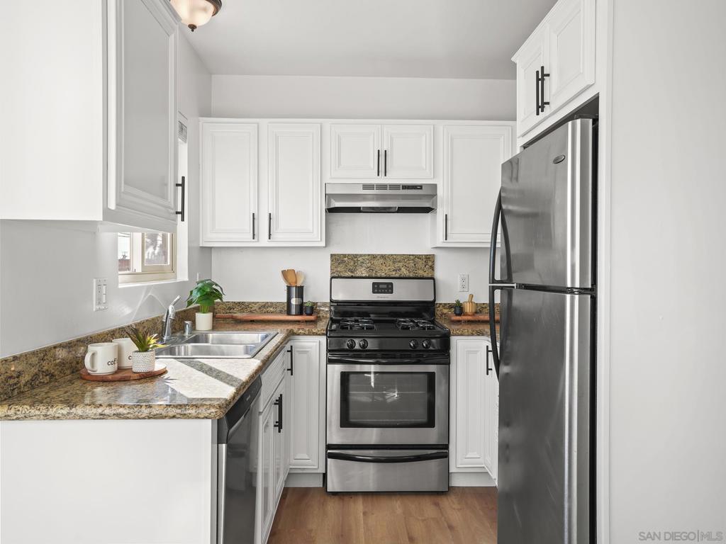 Pacific Beach - Residential