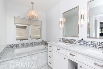 Corona del Mar South of PCH (CDMS) - Residential Lease