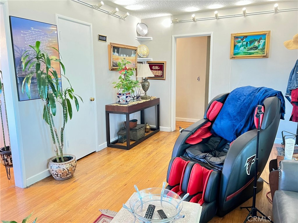 Properties 4 13163 E Branford Street