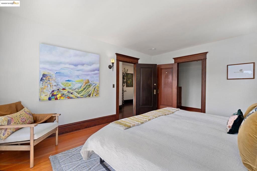 listing image 130720750626805835214